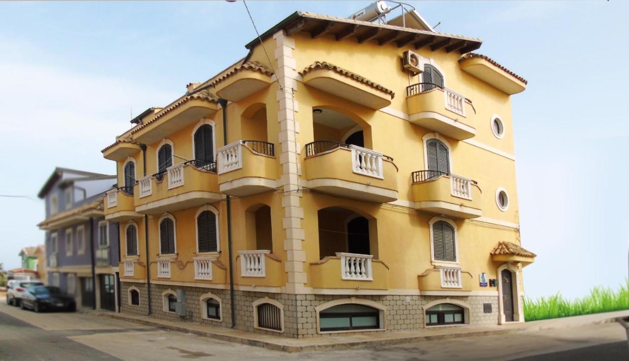Casa Vacanza Miramare Portopalo Di Capo Passero Kültér fotó